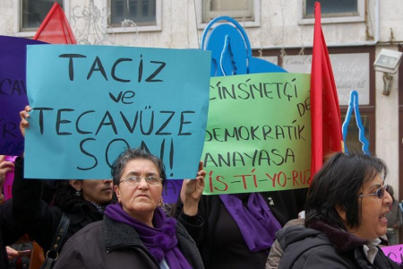 Yoğun bakımdaki kadına cinsel saldırıda bulunan hemşireye iyi hal indirimi