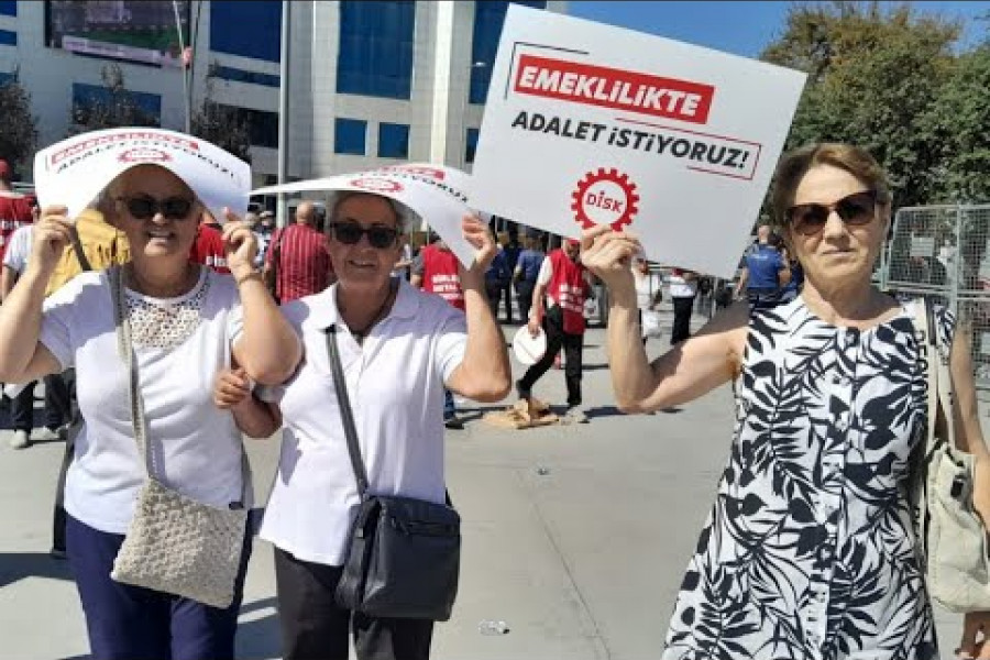 Emekliler mitingden seslendi: Bizi yok sayan anlayışa karşı sesimizi duyurmaya geldik