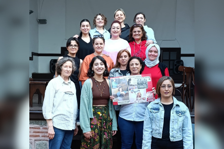 1 Mayıs’a giderken Bursa'da işçi kadınların sözü büyüyor
