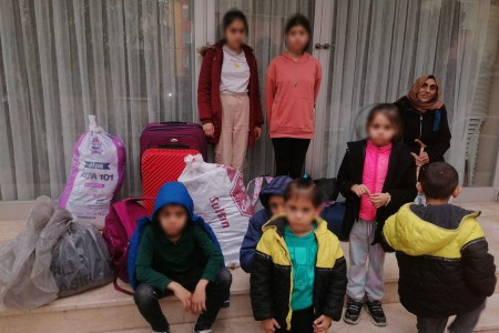 EMEP Milletvekili Bayhan: Nazik Özsoy'un 7 torunuyla sokakta yaşaması iktidarın sosyal politikalarının iflasıdır