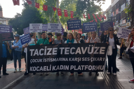 Kocaeli Kadın Platformu: 'Çocuklarımızın sesi olmaya devam edeceğiz'