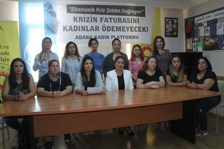 ADANA KADIN PLATFORMU: Kriz kadınlara şiddet ve daha fazla sömürü olarak dünüyor