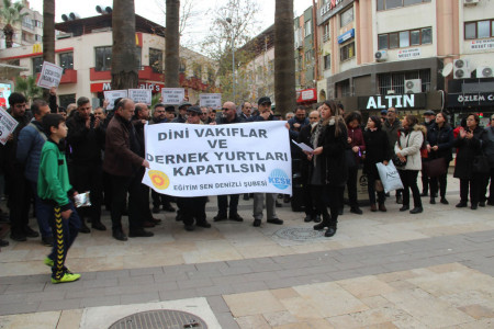 Tarikatların elinde 1 milyon çocuk var
