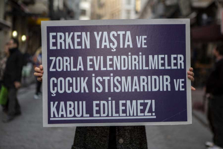 Mesele sadece istismar değil, çocuklar tarikatlara mahkum ediliyor