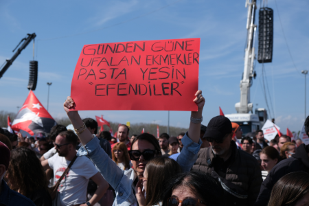 Üç çocukla yaşam savaşı: ‘Hani neredeler? Düştüm işte, kaldırsın beni!’