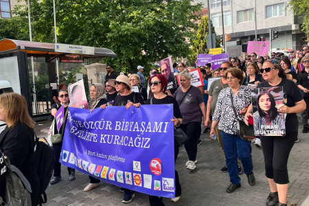 Çanakkale 8 Mart Kadın Platformu: 'Şiddetsiz, güvenli yaşam istiyoruz'