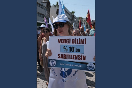 Kamu emekçisi kadınlar sefalet dayatmasına karşı iş bıraktı