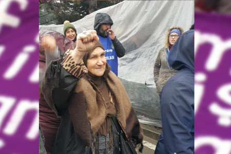 GÜNÜN DAYANIŞMASI: Kadınlar Birlikte Güçlü Flormar direnişinde
