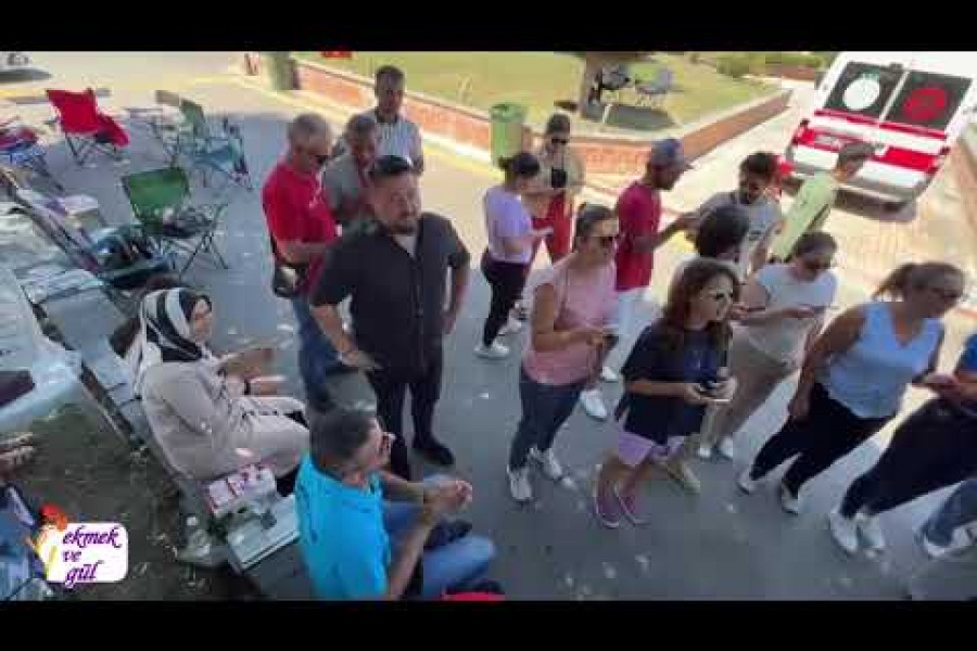 GÜNÜN ŞARKISI: Yaz Başkan