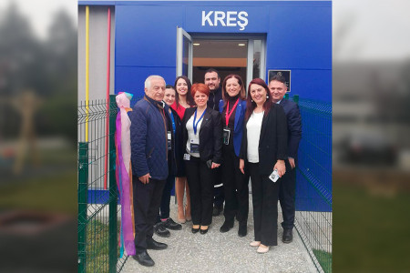 Bursa Coats Fabrikasında ‘vardiyalı’ kreşin hikayesi