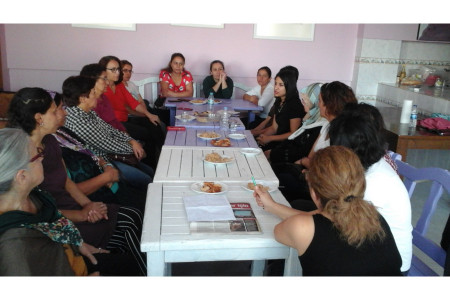 Maltepe’de kadınlar şiddete karşı haklarını konuştu