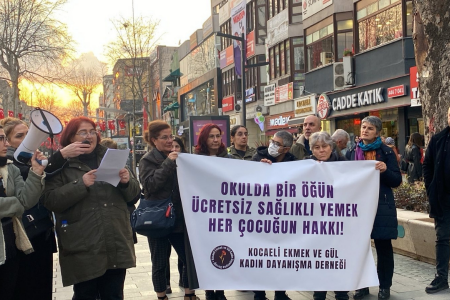 Kocaeli'de kadınlar 1 öğün ücretsiz, sağlıklı yemek için bir aradaydı