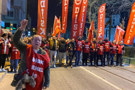 İzmir'de sendikacılara soruşturma: 2 sendika şube yöneticisi tutuklandı