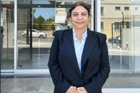 Evrim Kepenek’e yaptığı istismar haberi için 10 ay hapis cezası