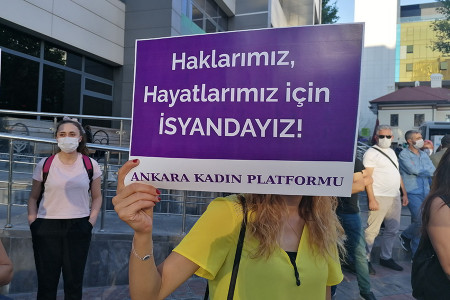 Pandemide 25 Kasım: Bugünü doğuran mücadeleyi hatırla!