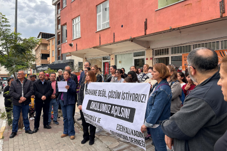 Talepleri için mücadele eden kadınlara not